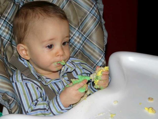 Hmmm, smashing is messy!