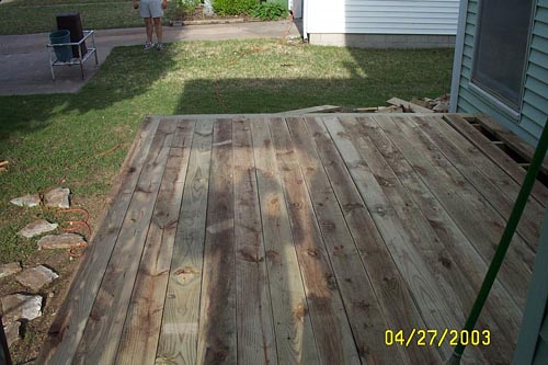 The finished product - a beautiful deck!