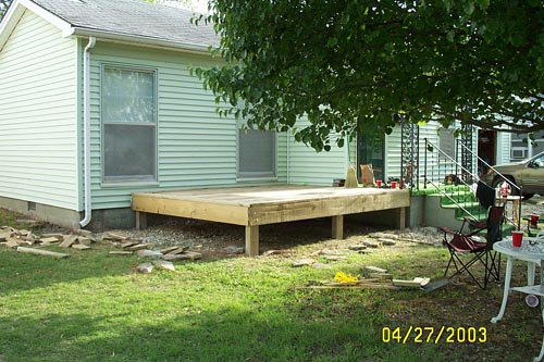 The finished product - a beautiful deck!