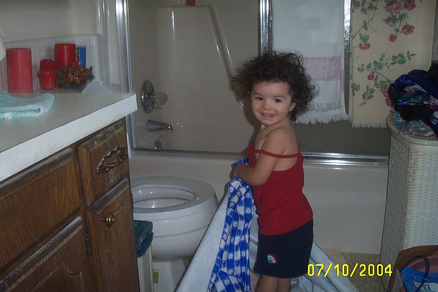 Ana, a Tablecloth & the Bathroom...Don't Ask!