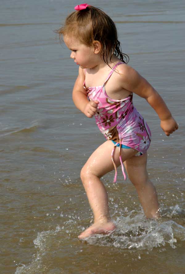 Run, Charli, run!