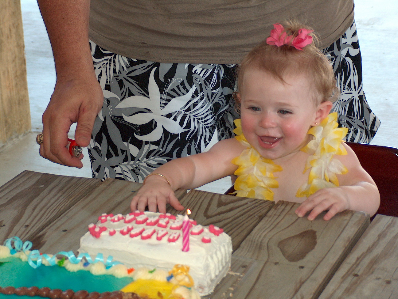 Yay, a little cake all for me!