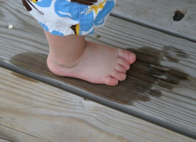 Feet!