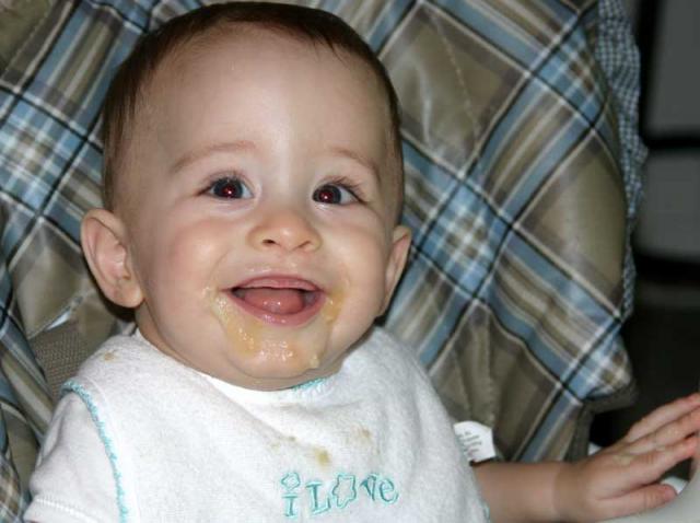 Applesauce! ~ August 1, 2006