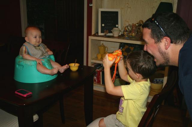 Big brother gets in on the photography action, too! ~ August 25, 2009