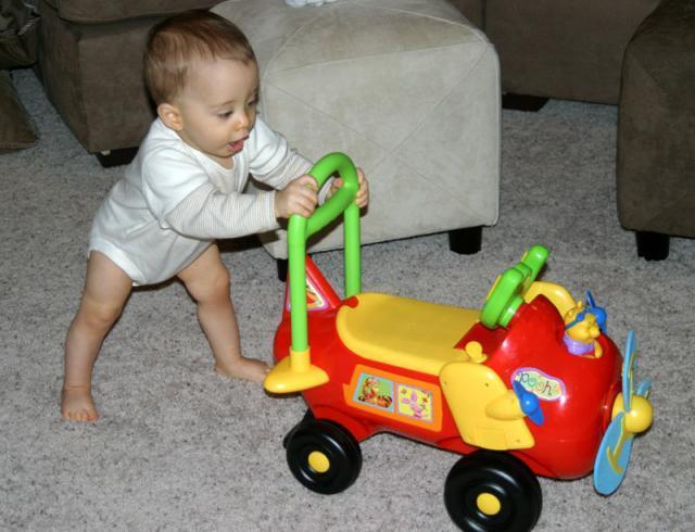 Loving the push toy! ~ November 16, 2006