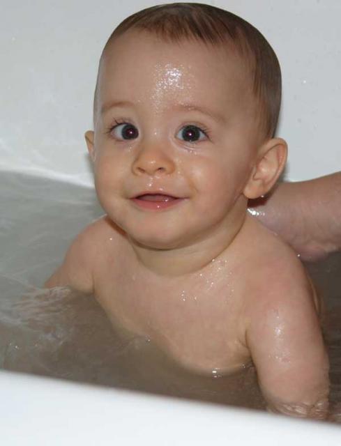 Bath boy! ~ October 23, 2006