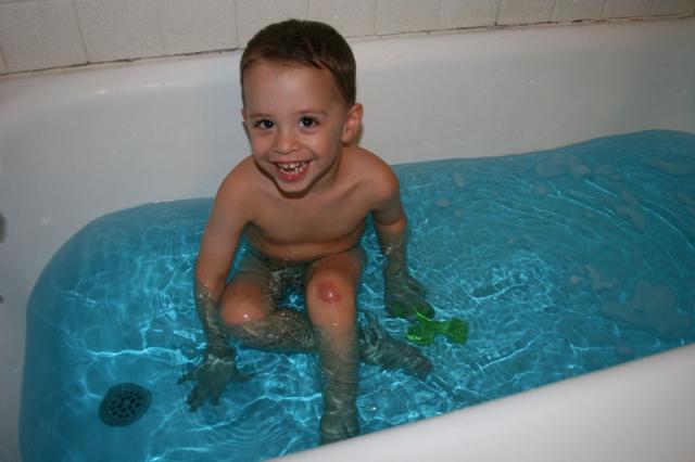 Blue bath! ~ August 14, 2008