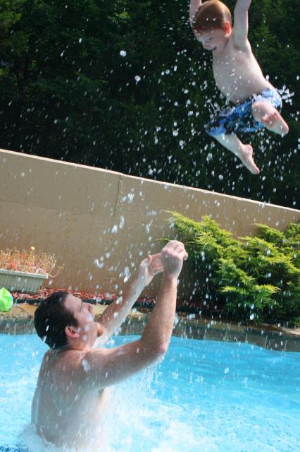 Higher, Daddy! ~ July 4, 2008