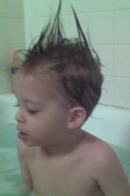 Rocking out in the bathtub ~ January 31, 2008