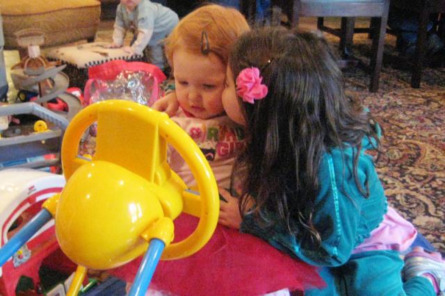 Gracie loves Elyn!