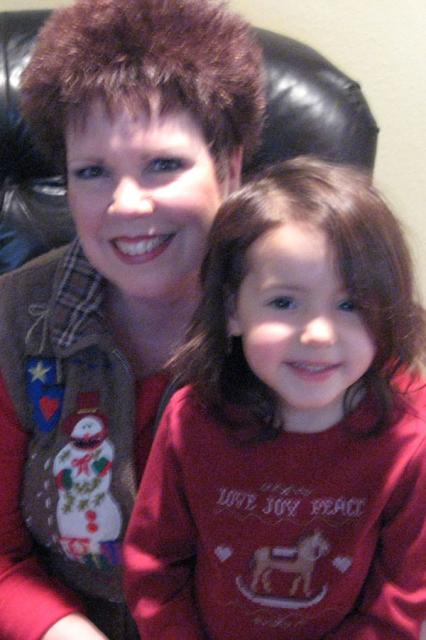 Aunt Janet & Gracie say "Cheese!"