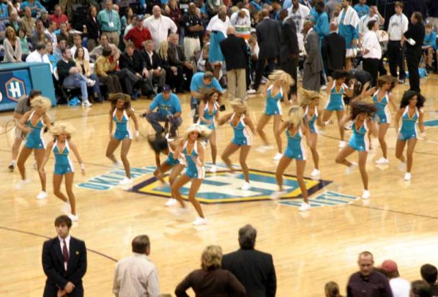 Hornets dancers