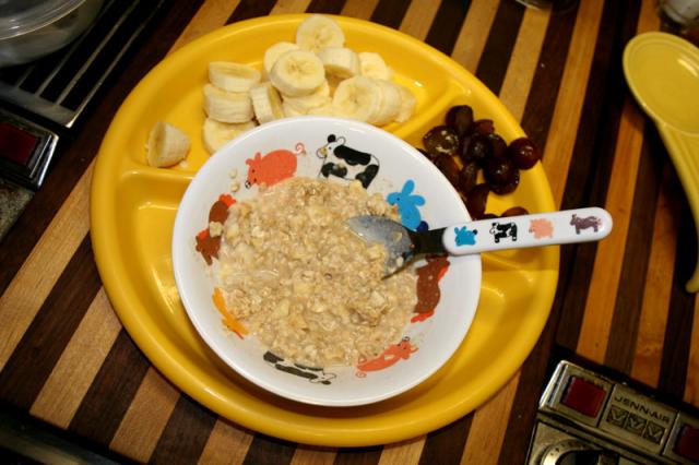 Tyler's breakfast - oatmeal, grapes and banana