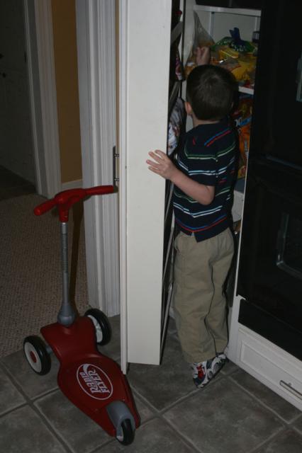Picking out his own cereal