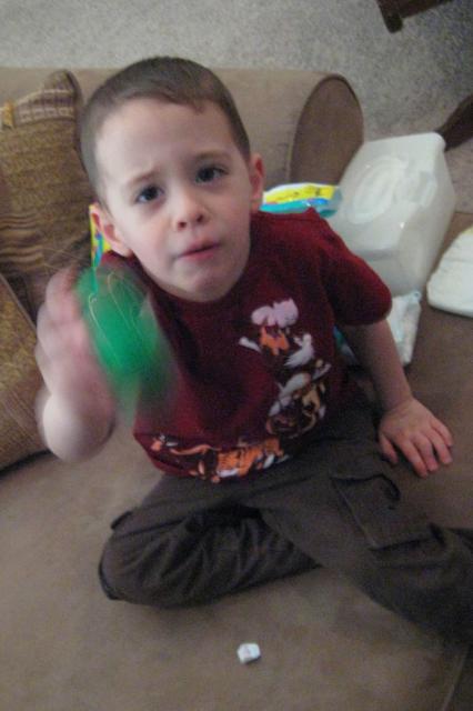 Open it, Mama!