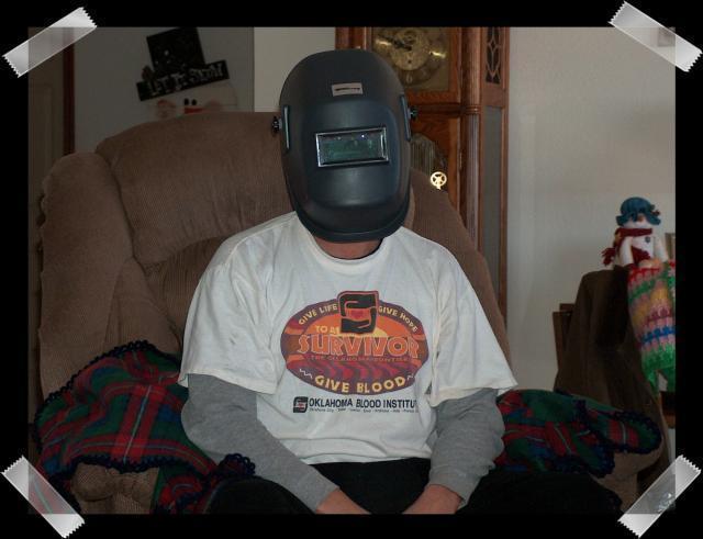 Pic of the Week ~ 1/9/05 (Joe & his Favorite Christmas Gift)