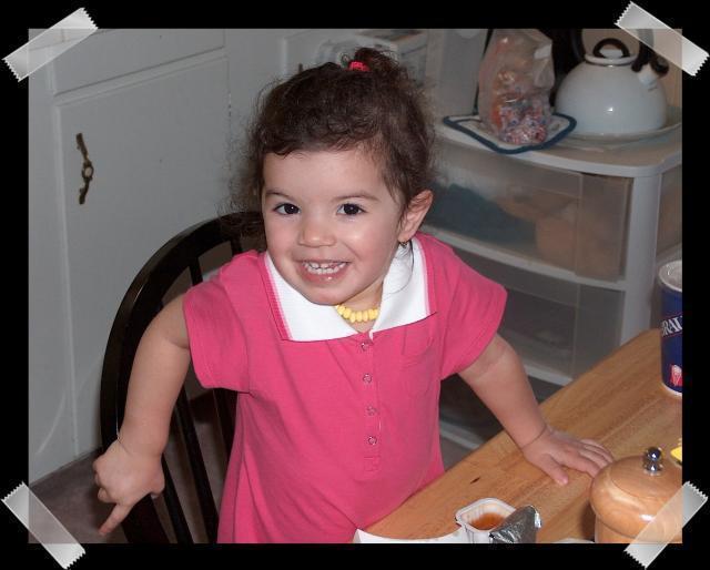 Pic of the Week ~ 3/20/05 (Ana Looking Pretty in Pink)