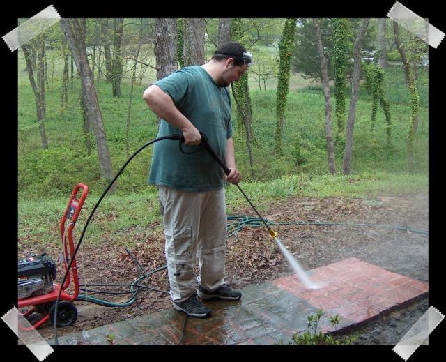 Pic of the Week ~ 4/17/05 (Powerwasher Jake)