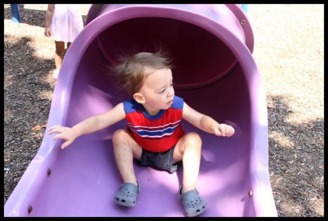 Pic of the Week ~ 9/2/07 (Staticky slide)