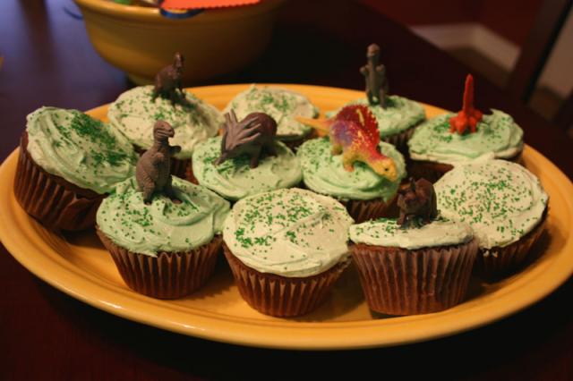 When dinosaurs roamed the cupcakes...